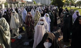 اطلاعیه ستاد برگزاری نماز عید فطر: اگر فردا عید باشد نماز جمعه برگزار نمی‌شود