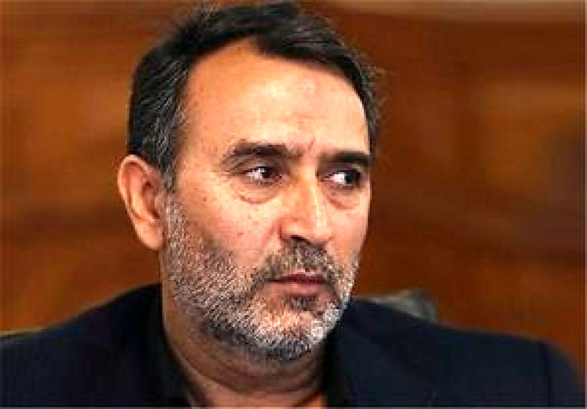 پیشنهاد نمایندگان مجلس برای افزایش نیافتن حقوق مدیران/ مجلس زیر بار افزایش قیمت بنزین نمی‌رود
