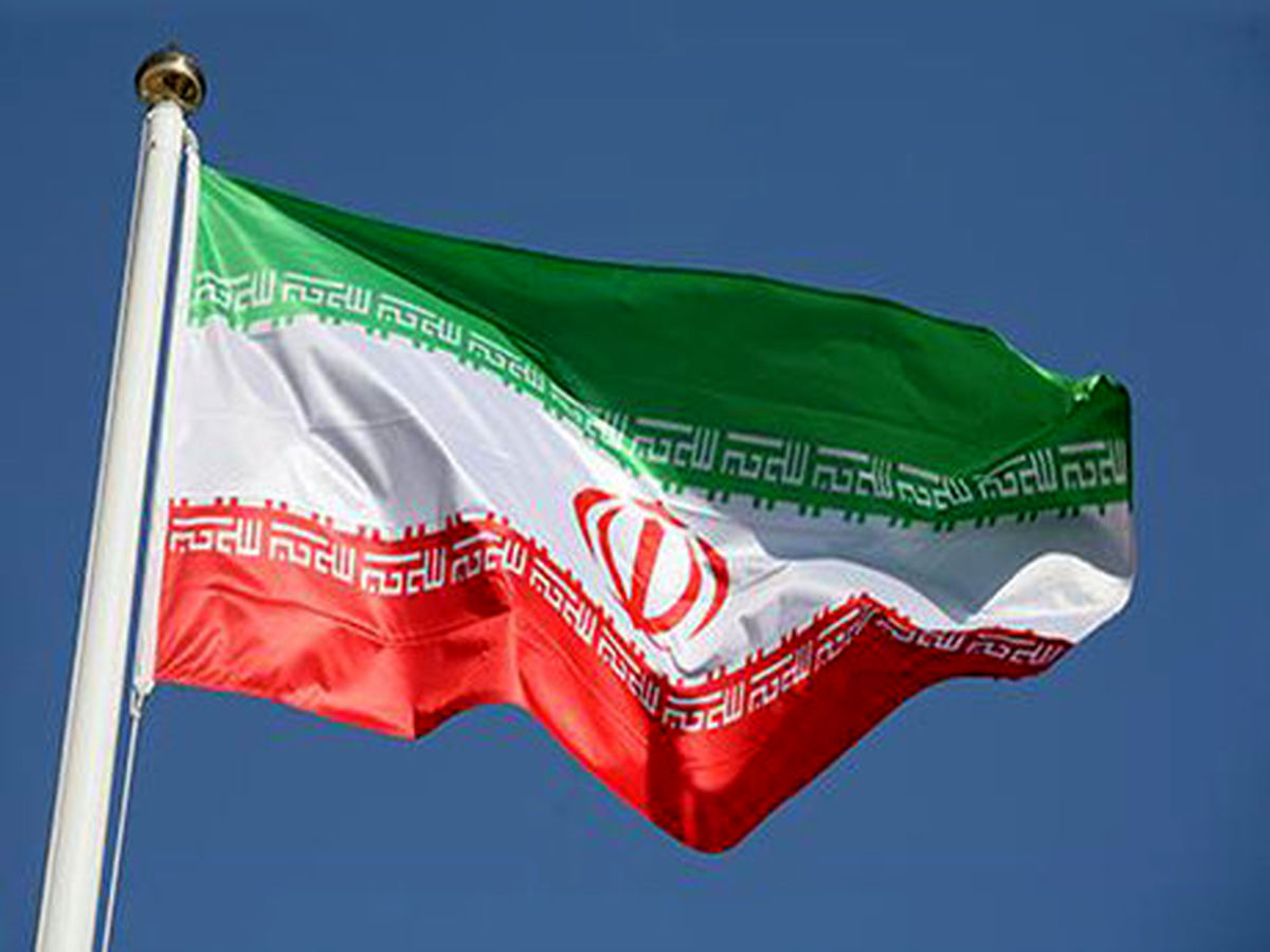 دستگیری عاملان هتک حرمت پرچم ایران