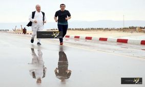 تصویری منتشر نشده از ورزش کردن آیت الله هاشمی به همراه یاسر