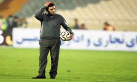 قلعه‌نویی: ایران در ماتم است، صداوسیما برنامه طنز پخش می‌کند