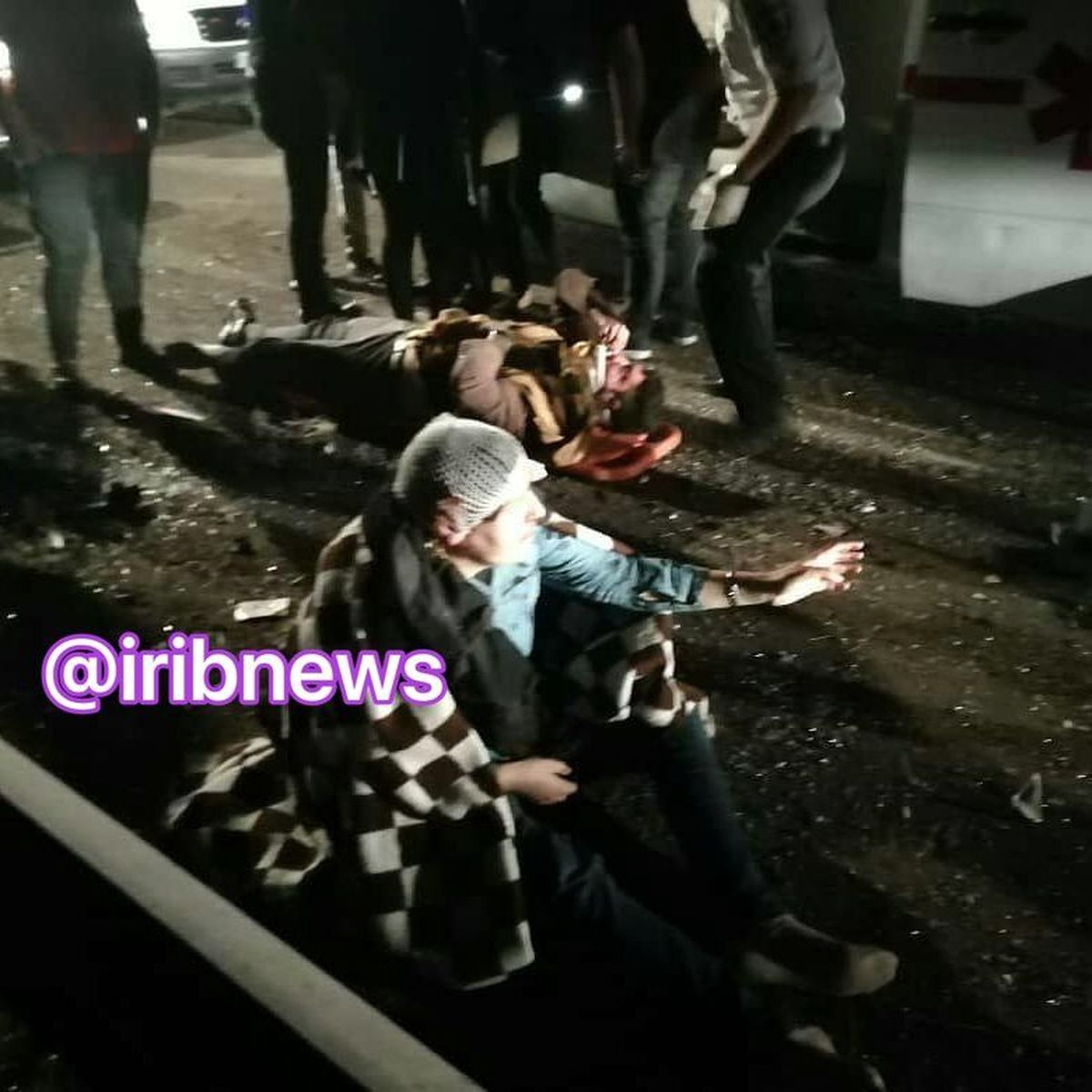 فوت ۲ نفر و زخمی شدن بیش از ۲۰ سرنشین براثر واژگونی اتوبوس