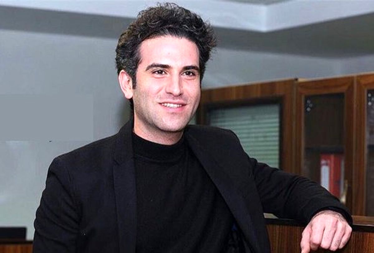 عکس کودکی هوتن شکیبا؛ وقتی تنها دغدغه‌اش اسباب بازی‌هایش بود