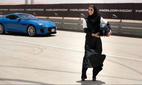 زنان عربستانی حق رانندگی را در شروط ضمن عقد ازدواج قرار می‌دهند