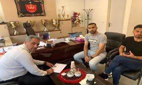 جلسه با پرسپولیسی‌ها در آستانه شروع تمرینات