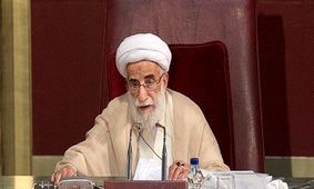 آیت‌الله جنتی: اگر برجام را آتش می‌زدیم امروز مایه دردسر نمی‌شد/ترامپ مثل ببر فریاد می‌زند و مثل گربه می‌ترسد