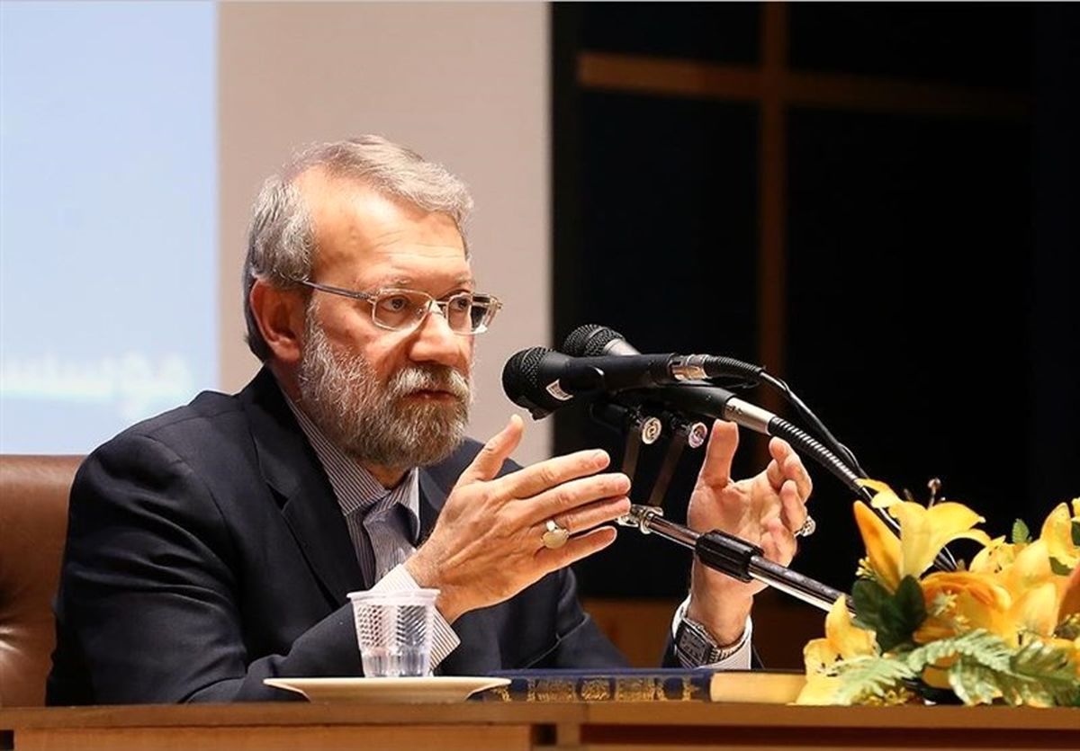 خانواده‌های شهدای فرهنگی و دانش‌آموز استان سمنان تجلیل شدند