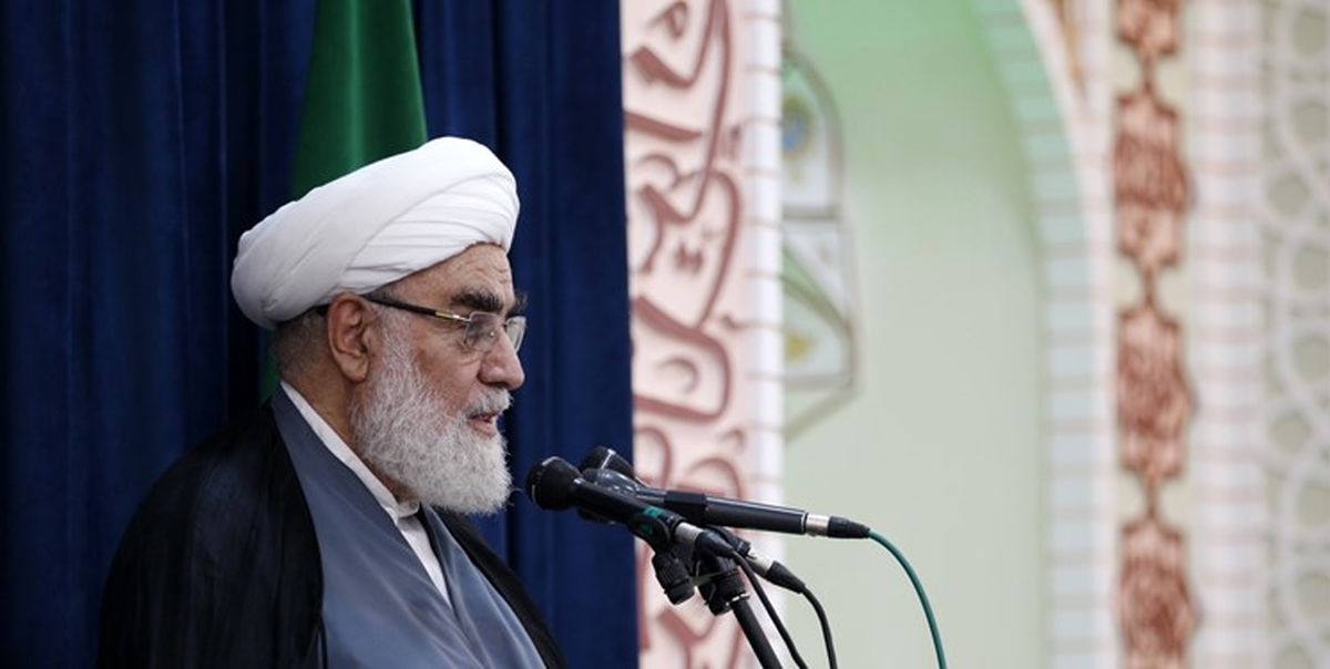 رئیس دفتر مقام معظم رهبری: برخی ککشان هم نمی‌گزد که مردم در مضیقه اقتصادی هستند / انگلیس التماس می‌کند که کشتی اش را آزاد کنیم