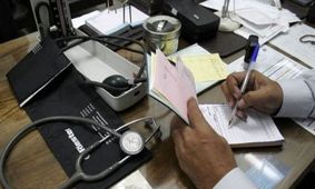 کدام پزشکان مالیات نمی دهند/ فرار اقلیت میلیاردر