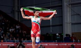درخشش شاگردان علیزاده در ۵ وزن نخست / صعود ۴ فرنگی‌کار ایران به نیمه نهایی قهرمانی جهان