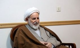 پیشنهاد روزنامه خراسان:با منتشر کنندگان محتوای جلسات خصوصی برخورد کنید/آیت الله یزدی نمی توانست این حرفها را خصوصی با آیت الله آملی مطرح کند؟