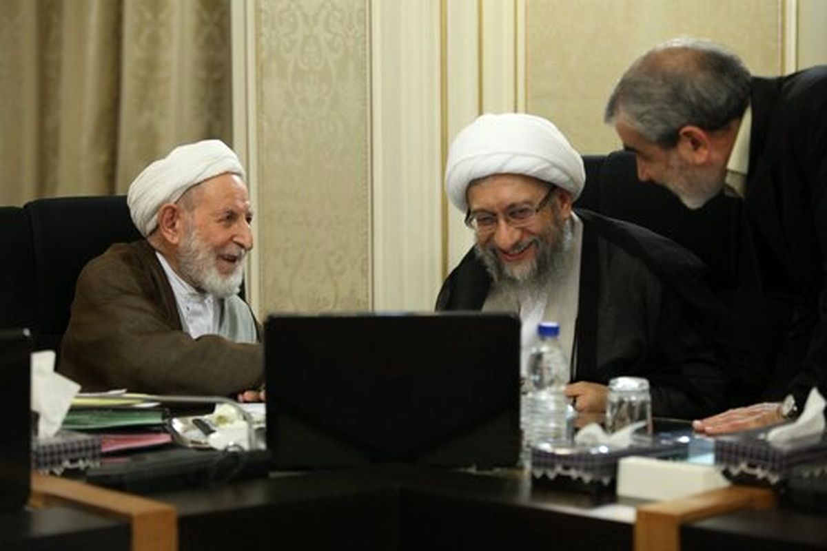 غرویان: آشتی ظاهری آقایان یزدی و آملی مشکلی را حل نمی‌کند / شبهه‌ای که مطرح کرده‌اند باید توضیح داده شود
