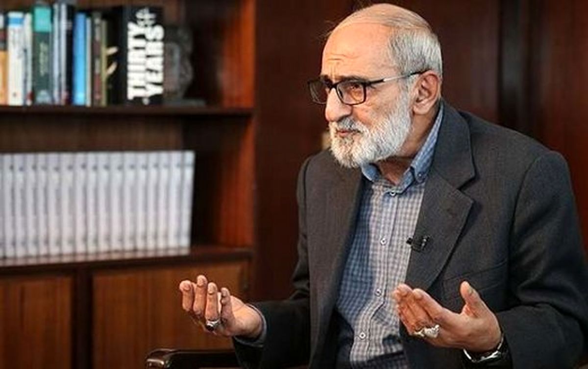 آقای شریعتمداری!شان و جایگاه رهبری را حفظ کنید