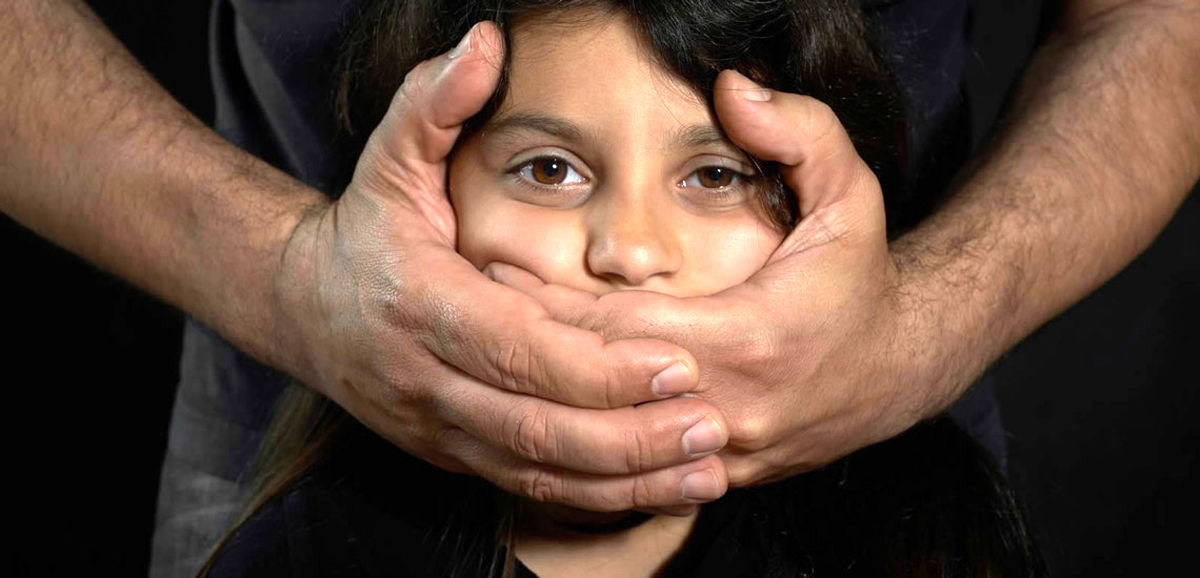 اقدام شیطانی با دختر ۱۱ ساله زیر پل یکی از اتوبان های تهران / 6 نفر بودند + جزئیات تلخ