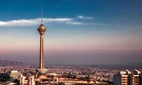 پرش ارشا اقدسی از برج میلاد + فیلم