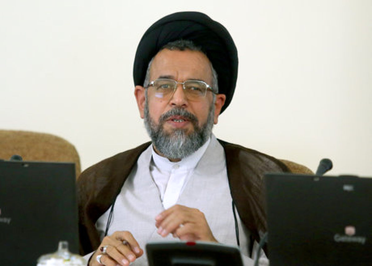 وزیر اطلاعات: حضور هوشمندانه نیروی انتظامی دسیسه‌های دشمن را نقش بر آب می‌کند