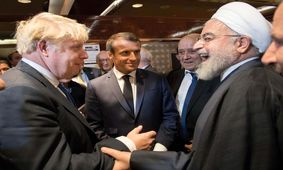 واعظی: بهترین پاسخ به پیشنهاد و اصرار مکرون و جانسون برای دیدار با ترامپ، همان خنده بود