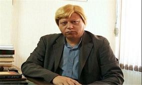محمد بهشتی: نیامدن گردشگر ربطی به حجاب ندارد / اگر از آسمان سنگ ببارد گردشگر به ایران می‌آید
