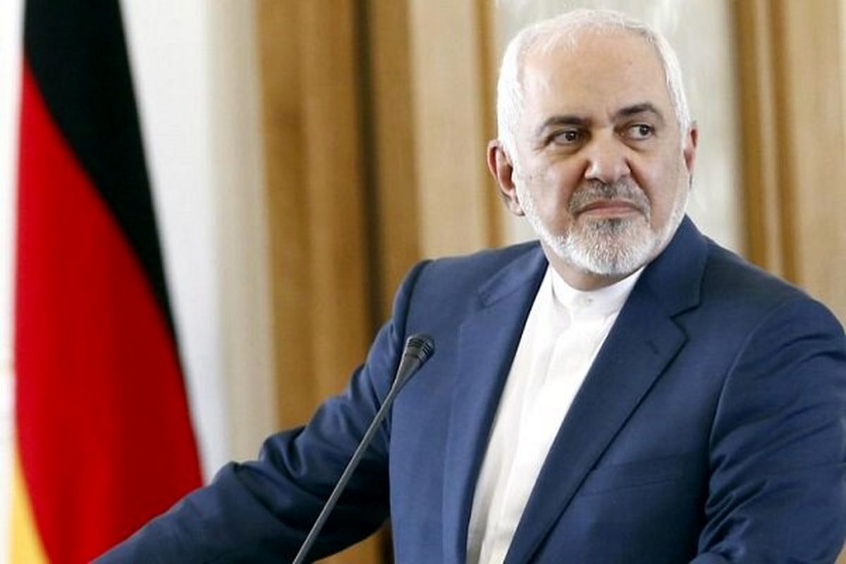 ظریف خواستار پیوستن کشورهای منطقه به طرح «ابتکار صلح هرمز» شد