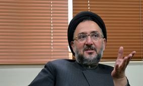 محمدعلی ابطحی: بالاخره اینترنت آمد! چه دردناک بود این ایام بازگشت به دوران عصر حجر معاصر!