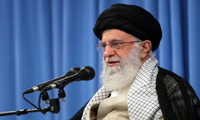 میهمانان شرکت‌کننده در اجلاس وحدت اسلامی با فرمانده کل قوا دیدار می‌کنند