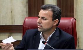مجلس باید به ماجرای سرپیچی پزشکان از نصب کارتخوان ورود کند