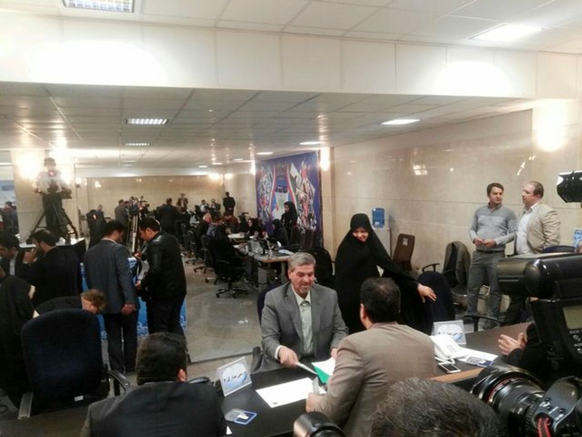 با آمدن احمدی نژاد انگیزه‌ام تقویت شد که بیایم