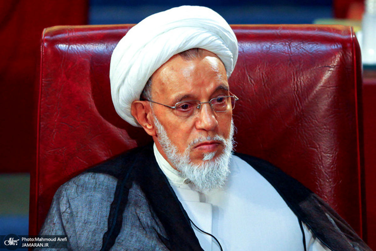  اگر می خواهیم این نظام مقدس بماند، حقوق مردم را رعایت کنیم