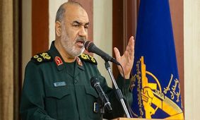 فرمانده کل سپاه: در امور داخلی هیچ کشوری دخالت نمی‌کنیم / قصد داشتند از بنزین به عنوان ابزاری برای ضربه به کشور استفاده کنند