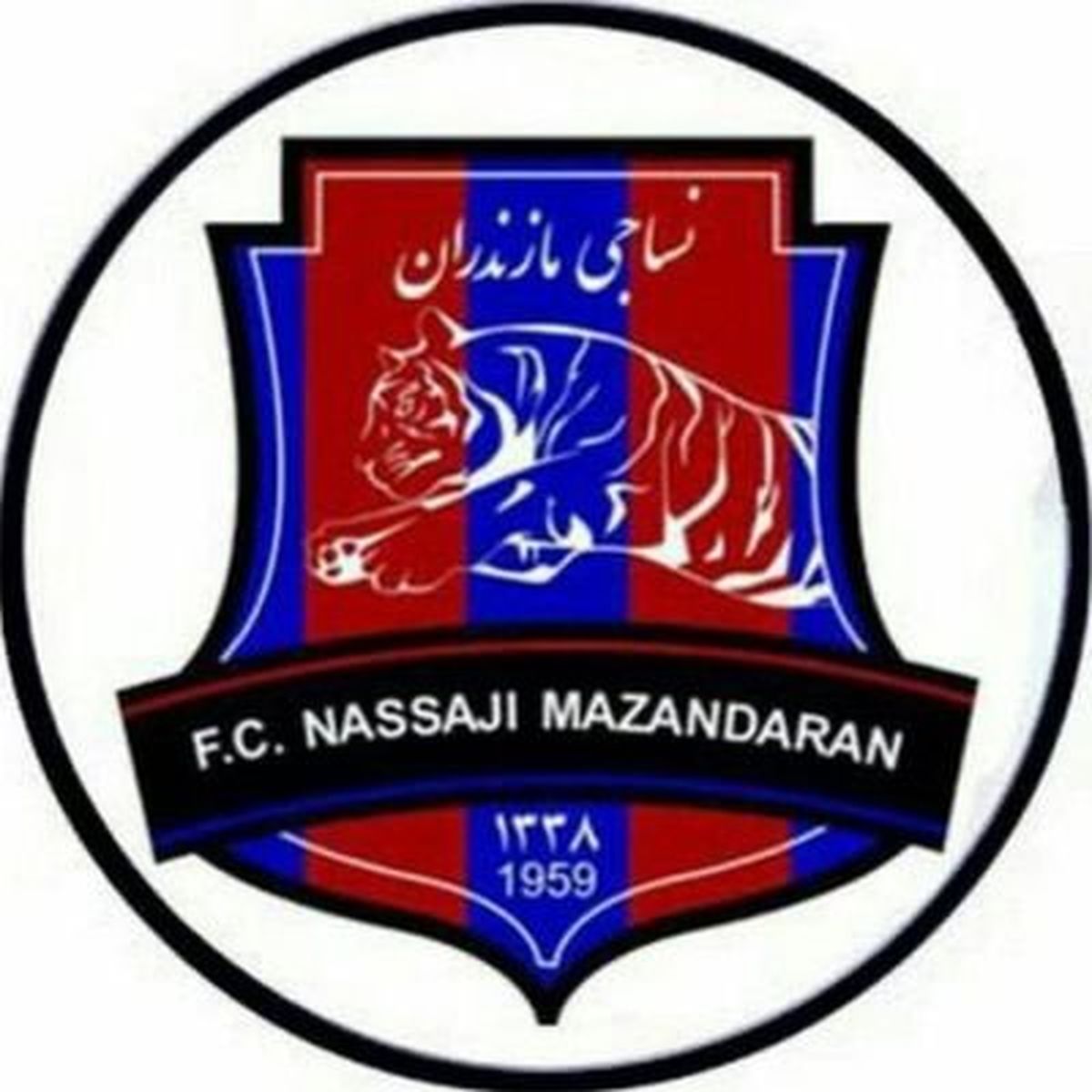 پاداش پیروزی نساجی برابر پیکان پرداخت شد