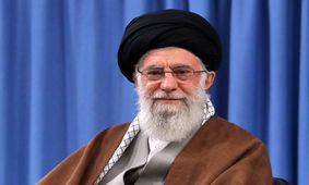رهبر انقلاب: دشمن برای ضربه زدن به نقاط مؤثر انقلاب برنامه دارد