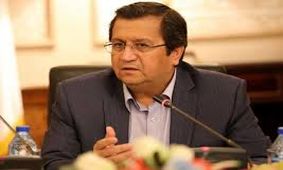 همتی: بانک مرکزی به مدیریت متفاوت بازار ارز روی آورد