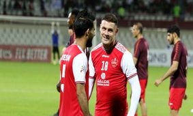 پرونده جدید مهاجم جنجالی پرسپولیس؛ استوکس متهم به زد و خورد با توریست انگلیسی