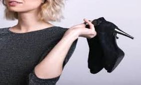 هر رنگ کفش را با چه رنگ لباسی ست کنیم؟