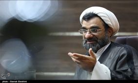 قدرت ۴ساله چقدر ارزشمند است که به قیمت توهین به امام رضا(ع) تمام شود/ سکوت کاندیداها و علما