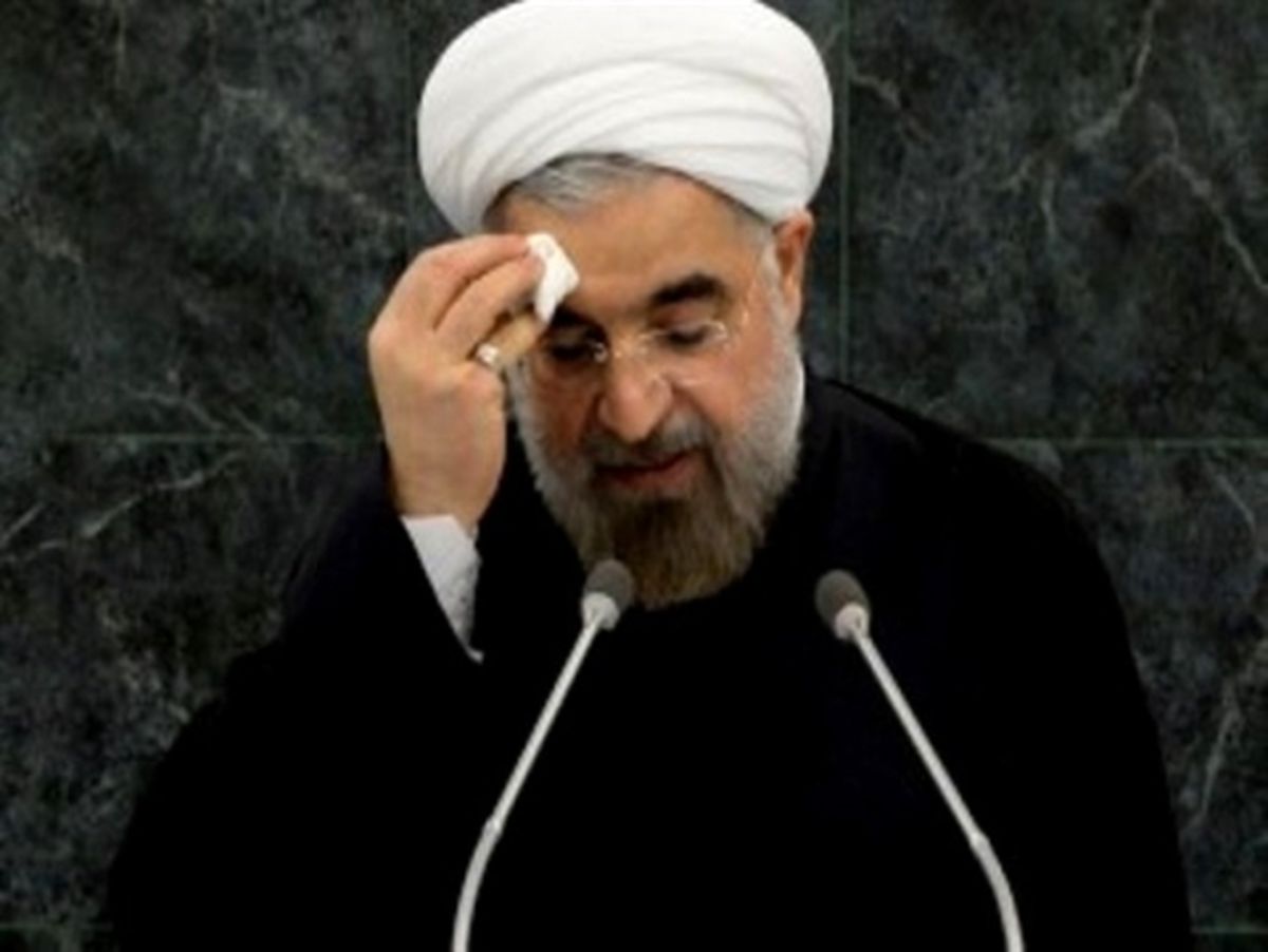 از توهین مشاور رسانه ای روحانی به کاندیداها تا اهانت مجری ستاد انتخاباتی به ساحت امام رضا(ع)/ رئیس ستاد انتخاباتی روحانی مجبور به عذر خواهی شد