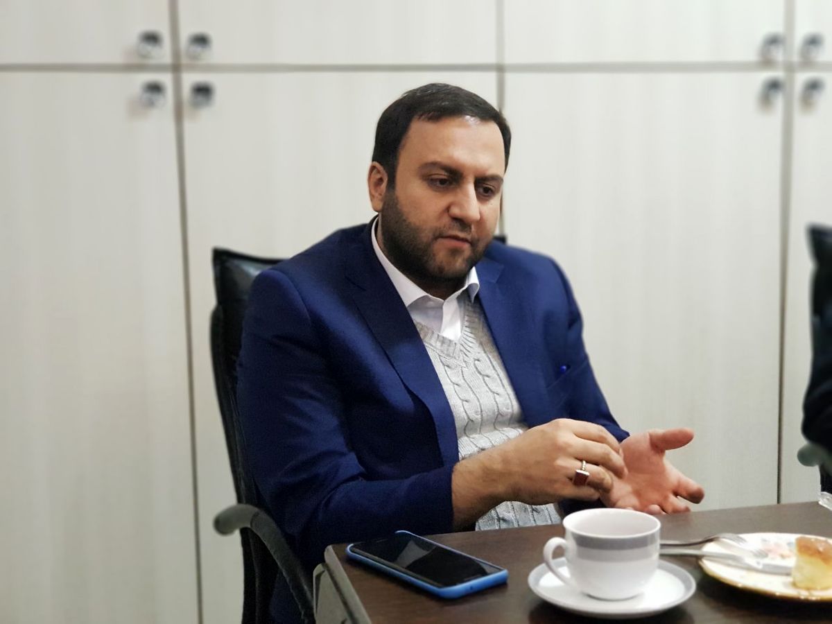 مخاطب نامه را اشتباه گرفته‌اید