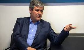 در مورد طبری جوری می‌گویند که انگار رفیق ماست!