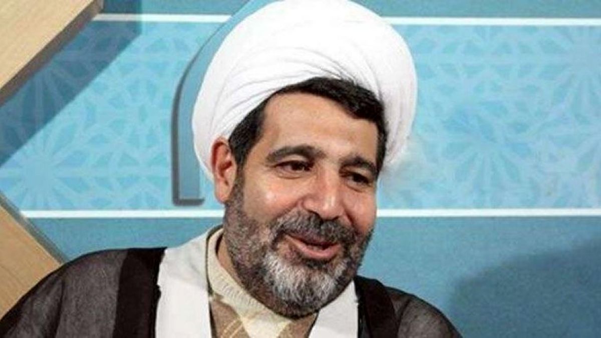 قاضی منصوری در مشهد به خاک سپرده شد