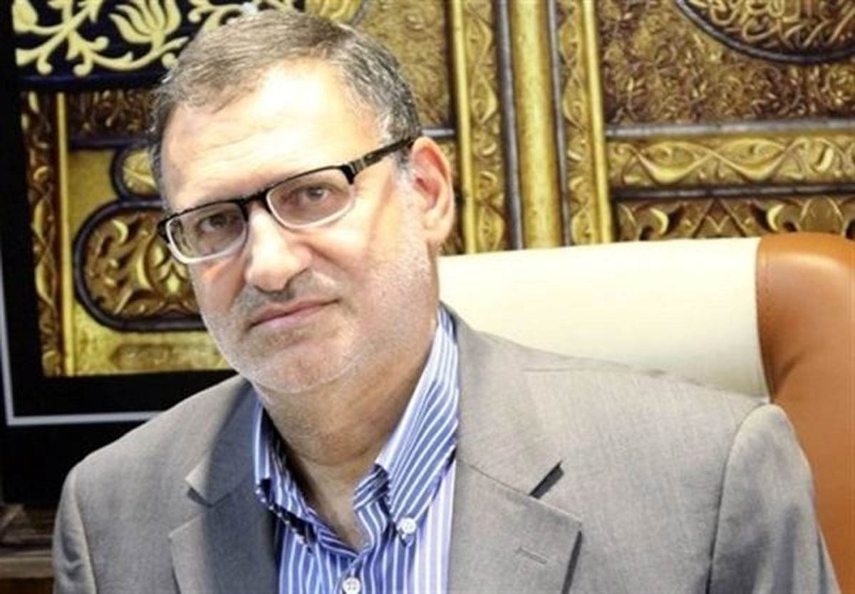 مچ‌بندهای الکترونیکی زائران ایرانی حج تمتع به منزله کارت شناسایی آنهاست