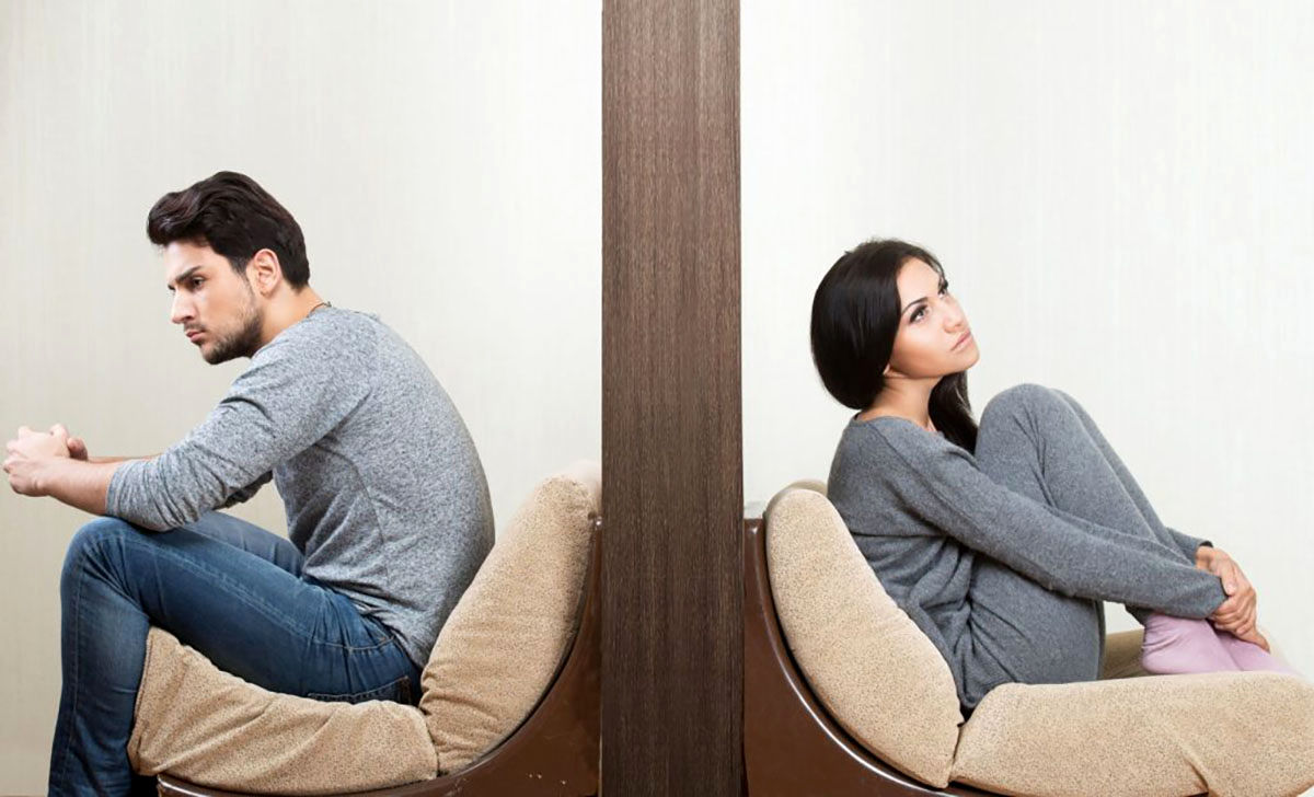 وقتی شوهرتان با شما قهر می‌کند چگونه رفتار کنید؟