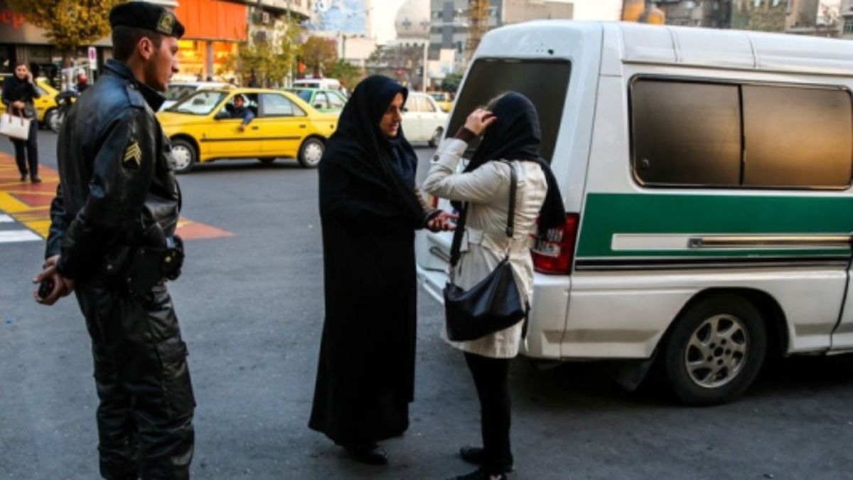مقایسه بی‌حجابی و اختلاس ۳ هزار میلیاردی از سوی مامور پلیس