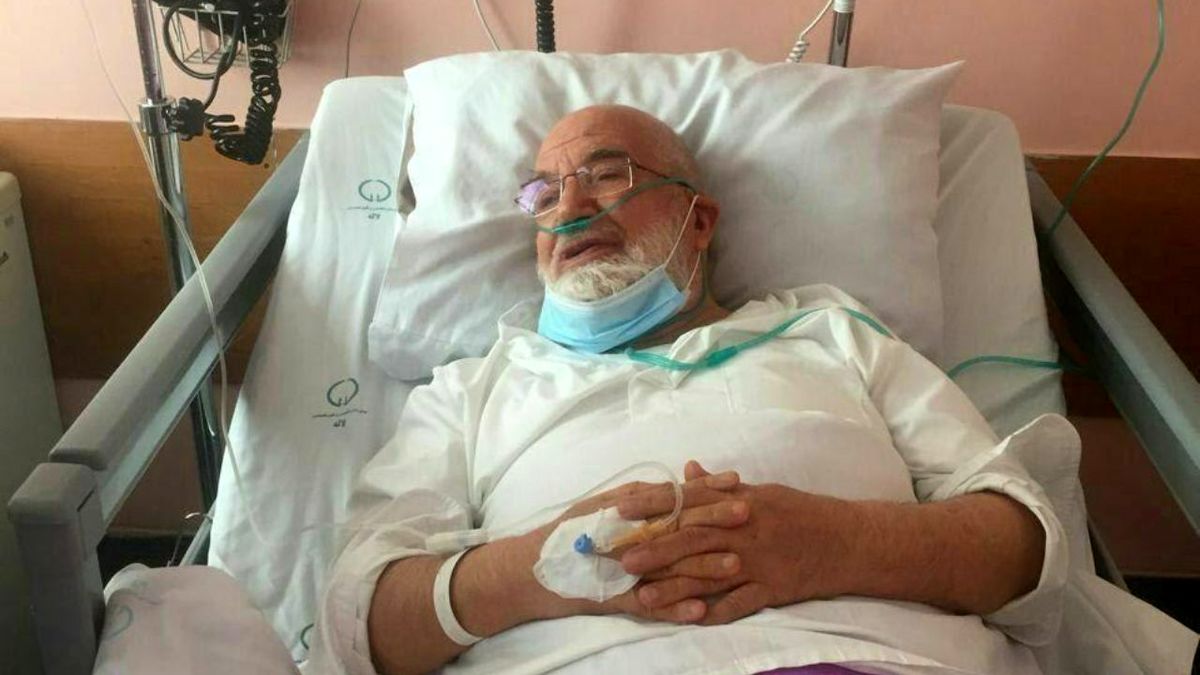همسر مهدی کروبی: آقای کروبی روحیه‌اش را از کف نداده و به ما هم روحیه می‌دهند