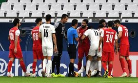 صحنه خطای مشکوک به پنالتی پرسپولیس مقابل السد