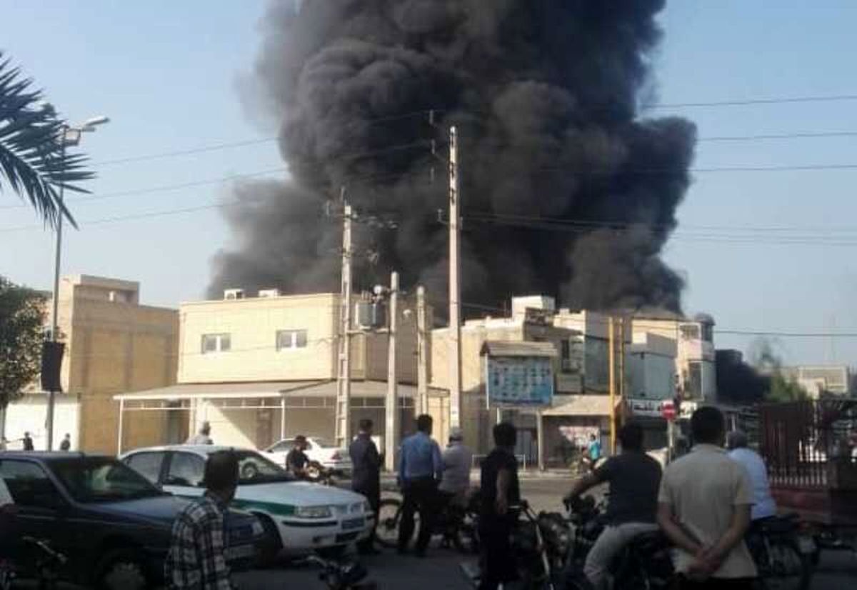 بازارچه ساحلی دیلم دچار حریق شد