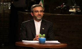تحویل اسامی ۴۶ نفر از مقامات آمریکایی برای تعقیب قضایی به دادستانی تهران/ فهرست اسامی