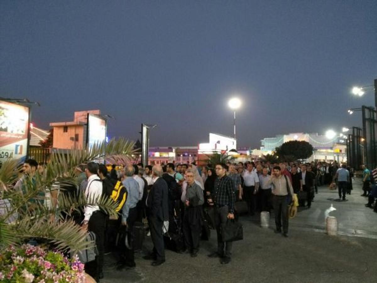 صف طولانی در ایستگاه بازرسی مسافران فرودگاه مهرآباد