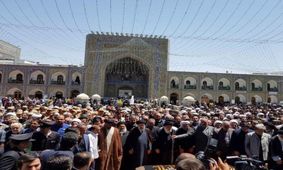 نماز میت بر پیکر همسر آیت‌الله علم‌الهدی