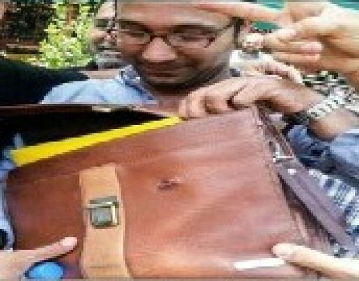 گفت‌وگوی خبر فوری با مرد خوش شانس چهارشنبه خونبار تهران/ اولش نفهمیدم کیفم گلوله خورده؛ شبیه معجزه بود