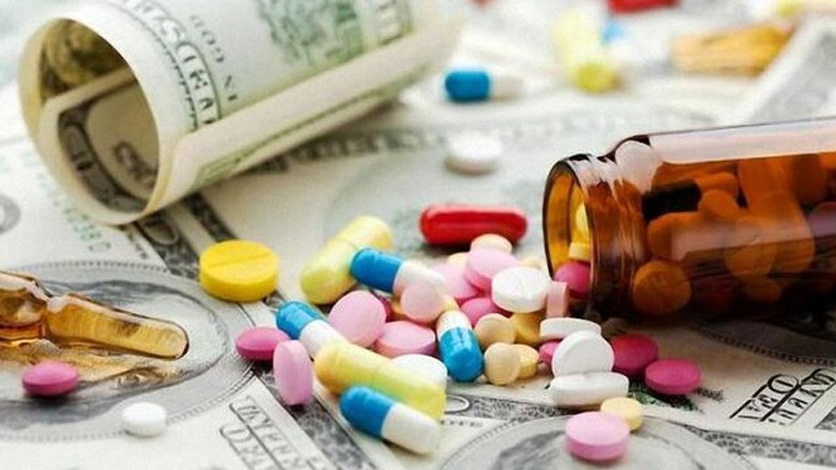 مردم برای تامین دارو به ناصرخسرو مراجعه نکنند/ فروش آنتی بیوتیک‌ با برچسب رمدسیویر!